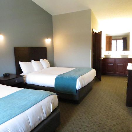 Edgewater Hotel And Suites Put-in-Bay Zewnętrze zdjęcie